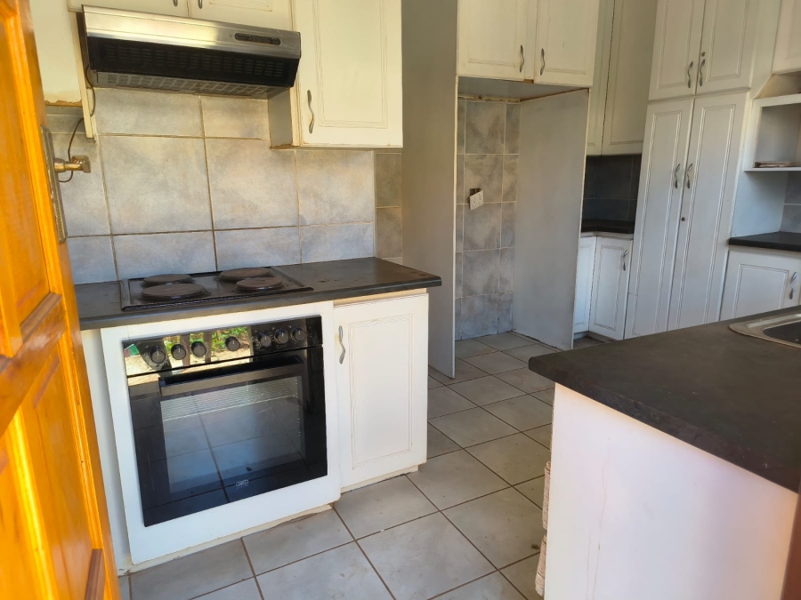 To Let 3 Bedroom Property for Rent in Jouberton North West
